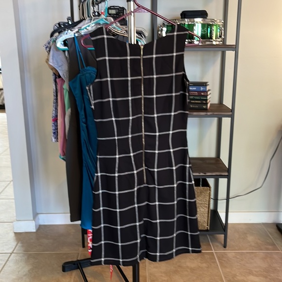 XS polyester plaid dress - Picture 3 of 3